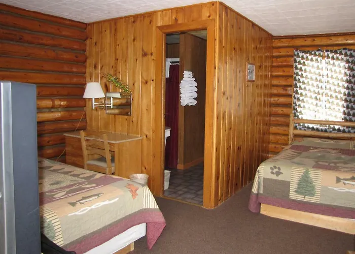 Blue Gables 4*